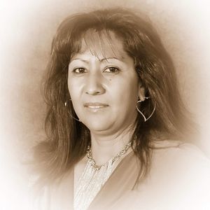 Meet your Posher, Lidia